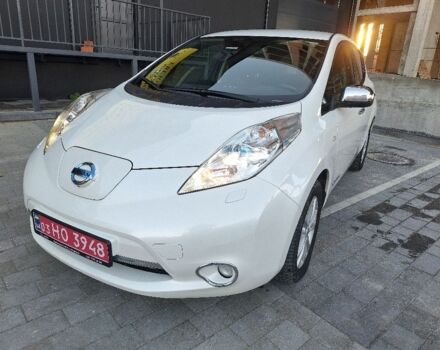 Белый Ниссан Лиф, объемом двигателя 0 л и пробегом 102 тыс. км за 7200 $, фото 4 на Automoto.ua