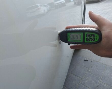 Белый Ниссан Лиф, объемом двигателя 0 л и пробегом 102 тыс. км за 7200 $, фото 16 на Automoto.ua