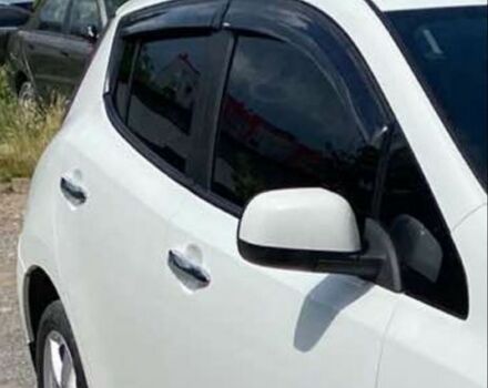 Белый Ниссан Лиф, объемом двигателя 0 л и пробегом 101 тыс. км за 7300 $, фото 8 на Automoto.ua