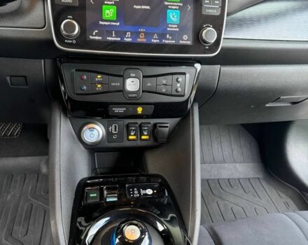 Белый Ниссан Лиф, объемом двигателя 0 л и пробегом 113 тыс. км за 12500 $, фото 9 на Automoto.ua