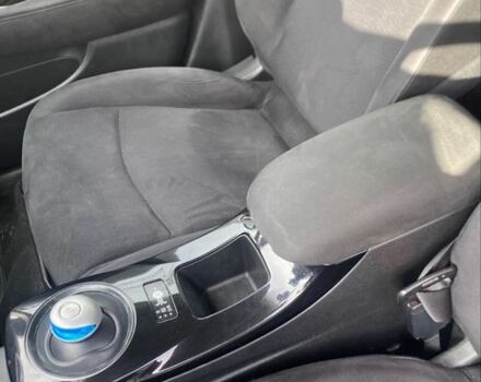 Білий Ніссан Ліф, об'ємом двигуна 0 л та пробігом 125 тис. км за 6100 $, фото 6 на Automoto.ua