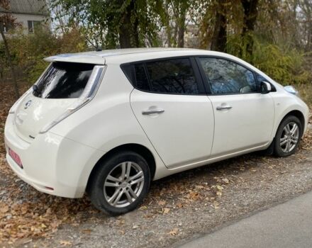 Білий Ніссан Ліф, об'ємом двигуна 0 л та пробігом 125 тис. км за 6100 $, фото 2 на Automoto.ua