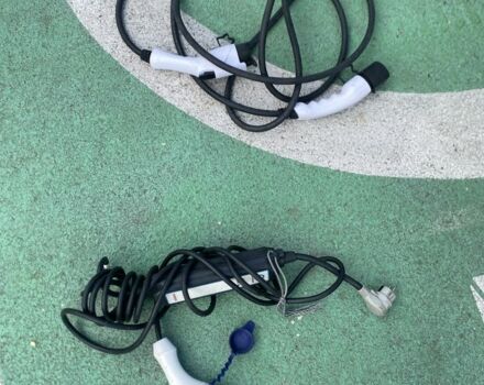 Білий Ніссан Ліф, об'ємом двигуна 0 л та пробігом 125 тис. км за 6100 $, фото 7 на Automoto.ua