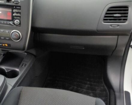 Белый Ниссан Лиф, объемом двигателя 0 л и пробегом 92 тыс. км за 7200 $, фото 22 на Automoto.ua