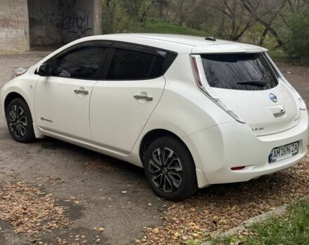 Белый Ниссан Лиф, объемом двигателя 0 л и пробегом 166 тыс. км за 6500 $, фото 2 на Automoto.ua