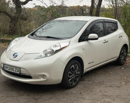 Белый Ниссан Лиф, объемом двигателя 0 л и пробегом 166 тыс. км за 6500 $, фото 1 на Automoto.ua