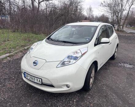 Белый Ниссан Лиф, объемом двигателя 0 л и пробегом 85 тыс. км за 4200 $, фото 1 на Automoto.ua