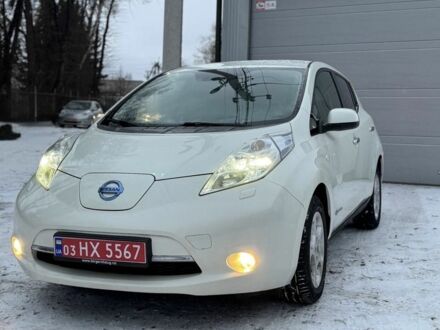 Белый Ниссан Лиф, объемом двигателя 0 л и пробегом 93 тыс. км за 3990 $, фото 1 на Automoto.ua