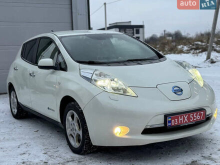 Белый Ниссан Лиф, объемом двигателя 0 л и пробегом 93 тыс. км за 3990 $, фото 1 на Automoto.ua