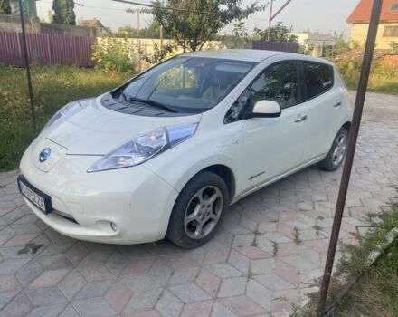 Білий Ніссан Ліф, об'ємом двигуна 0 л та пробігом 115 тис. км за 6100 $, фото 1 на Automoto.ua