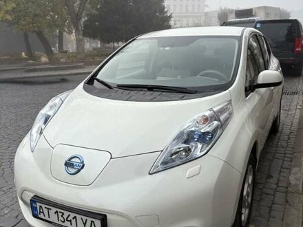 Белый Ниссан Лиф, объемом двигателя 0 л и пробегом 7 тыс. км за 6200 $, фото 1 на Automoto.ua