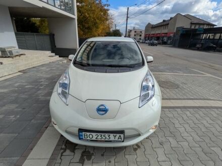 Ниссан Лиф 2012 в Ивано-Франковске на Automoto.ua Белый Ниссан Лиф, объемом двигателя 0 л и пробегом 125 тыс. км за 4200 $, фото 1 на Automoto.ua