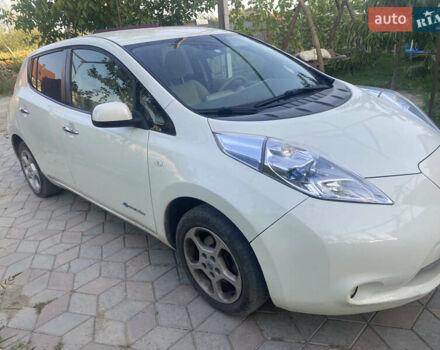 Білий Ніссан Ліф, об'ємом двигуна 0 л та пробігом 115 тис. км за 6100 $, фото 1 на Automoto.ua