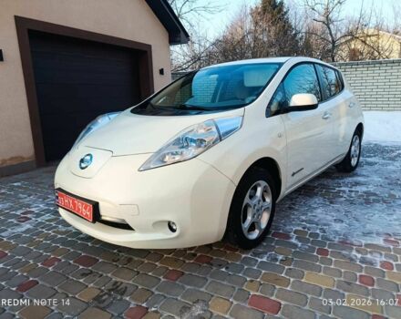 Белый Ниссан Лиф, объемом двигателя 0 л и пробегом 98 тыс. км за 3999 $, фото 1 на Automoto.ua