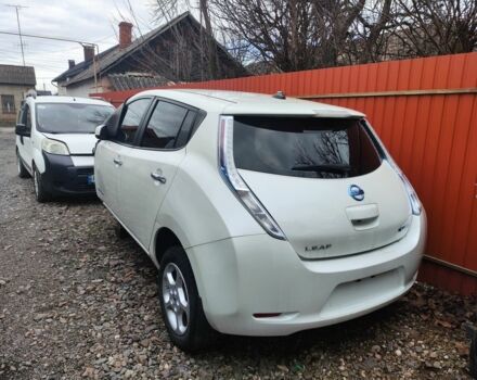 Білий Ніссан Ліф, об'ємом двигуна 0 л та пробігом 60 тис. км за 3000 $, фото 1 на Automoto.ua