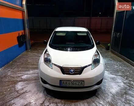 Белый Ниссан Лиф, объемом двигателя 0 л и пробегом 213 тыс. км за 5500 $, фото 1 на Automoto.ua