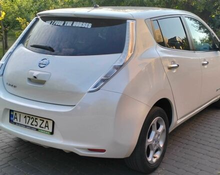 Білий Ніссан Ліф, об'ємом двигуна 0 л та пробігом 159 тис. км за 7700 $, фото 1 на Automoto.ua