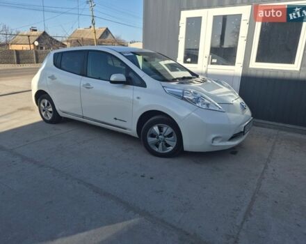 Белый Ниссан Лиф, объемом двигателя 0 л и пробегом 126 тыс. км за 6700 $, фото 1 на Automoto.ua