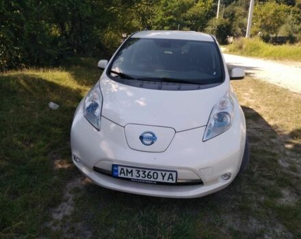 Белый Ниссан Лиф, объемом двигателя 0 л и пробегом 181 тыс. км за 7000 $, фото 1 на Automoto.ua