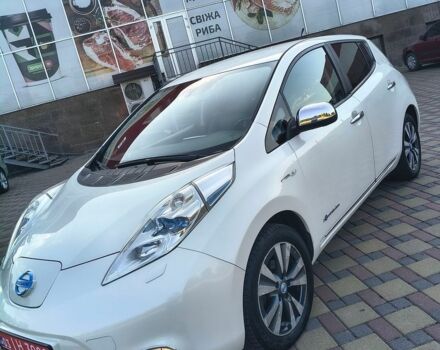 Білий Ніссан Ліф, об'ємом двигуна 0 л та пробігом 82 тис. км за 7700 $, фото 1 на Automoto.ua