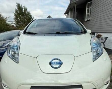 Белый Ниссан Лиф, объемом двигателя 0 л и пробегом 125 тыс. км за 5900 $, фото 1 на Automoto.ua