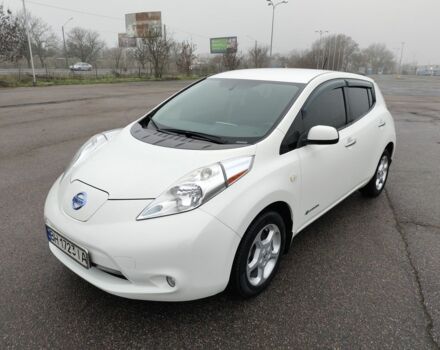 Белый Ниссан Лиф, объемом двигателя 0 л и пробегом 131 тыс. км за 6500 $, фото 1 на Automoto.ua
