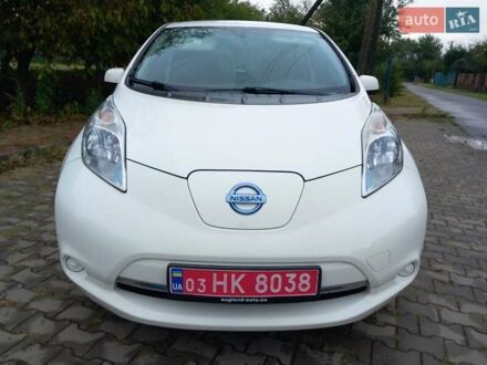 Білий Ніссан Ліф, об'ємом двигуна 0 л та пробігом 97 тис. км за 6800 $, фото 1 на Automoto.ua