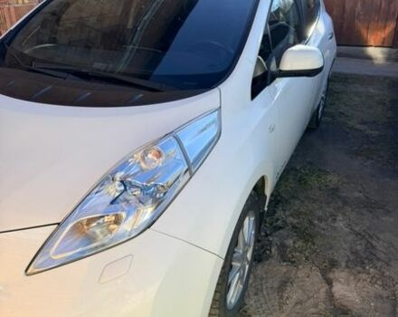 Белый Ниссан Лиф, объемом двигателя 0 л и пробегом 182 тыс. км за 6000 $, фото 1 на Automoto.ua