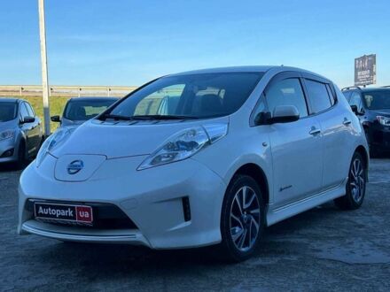 Білий Ніссан Ліф, об'ємом двигуна 0 л та пробігом 134 тис. км за 6190 $, фото 1 на Automoto.ua