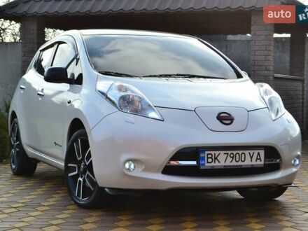 Белый Ниссан Лиф, объемом двигателя 0 л и пробегом 96 тыс. км за 7950 $, фото 1 на Automoto.ua