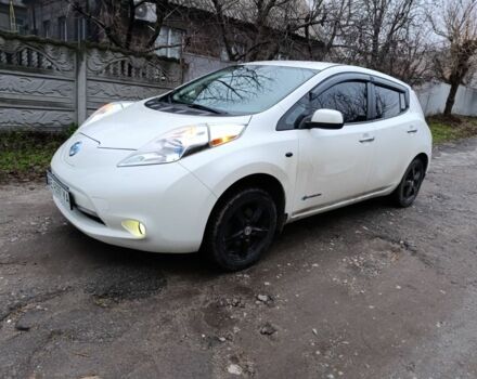 Білий Ніссан Ліф, об'ємом двигуна 0 л та пробігом 159 тис. км за 7999 $, фото 1 на Automoto.ua