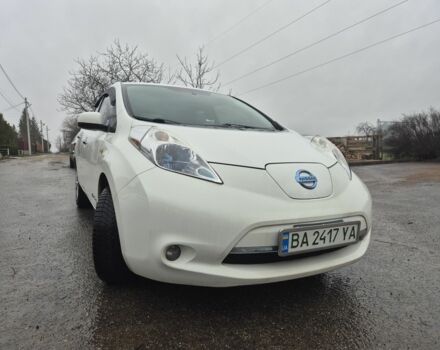 Белый Ниссан Лиф, объемом двигателя 0 л и пробегом 158 тыс. км за 6300 $, фото 1 на Automoto.ua