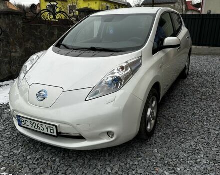 Белый Ниссан Лиф, объемом двигателя 0 л и пробегом 157 тыс. км за 6900 $, фото 1 на Automoto.ua