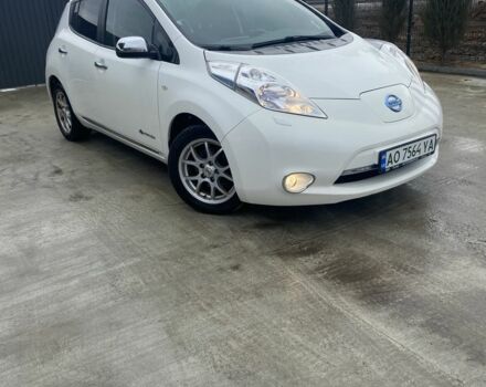 Білий Ніссан Ліф, об'ємом двигуна 0 л та пробігом 152 тис. км за 6450 $, фото 1 на Automoto.ua