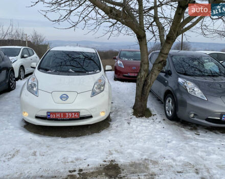 Білий Ніссан Ліф, об'ємом двигуна 0 л та пробігом 108 тис. км за 6399 $, фото 1 на Automoto.ua