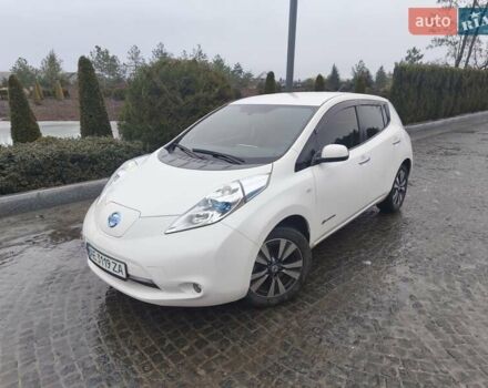 Белый Ниссан Лиф, объемом двигателя 0 л и пробегом 170 тыс. км за 7300 $, фото 1 на Automoto.ua