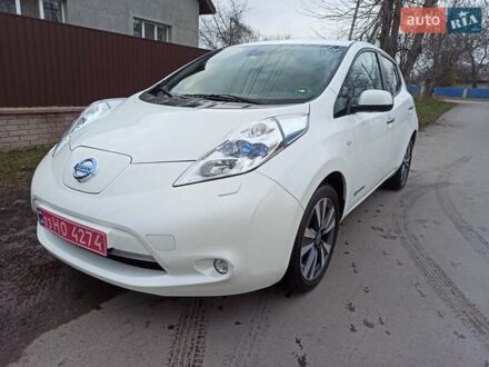 Белый Ниссан Лиф, объемом двигателя 0 л и пробегом 82 тыс. км за 7200 $, фото 1 на Automoto.ua