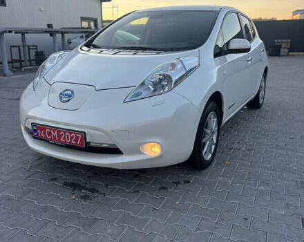 Білий Ніссан Ліф, об'ємом двигуна 0 л та пробігом 127 тис. км за 6450 $, фото 1 на Automoto.ua