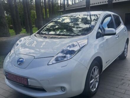 Белый Ниссан Лиф, объемом двигателя 0 л и пробегом 165 тыс. км за 7100 $, фото 1 на Automoto.ua