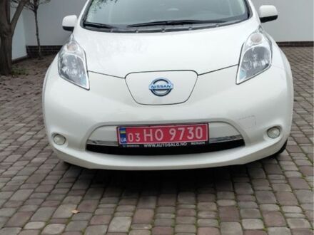 Білий Ніссан Ліф, об'ємом двигуна 0 л та пробігом 92 тис. км за 7200 $, фото 1 на Automoto.ua