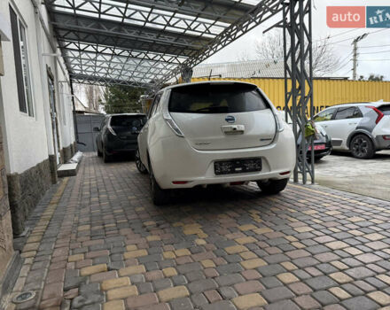 Белый Ниссан Лиф, объемом двигателя 0 л и пробегом 103 тыс. км за 7590 $, фото 1 на Automoto.ua