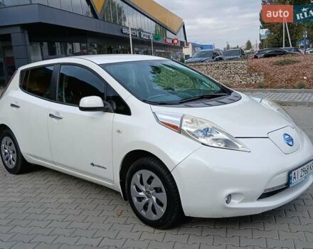 Белый Ниссан Лиф, объемом двигателя 0 л и пробегом 59 тыс. км за 5300 $, фото 1 на Automoto.ua