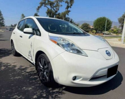 Білий Ніссан Ліф, об'ємом двигуна 0 л та пробігом 109 тис. км за 2800 $, фото 1 на Automoto.ua