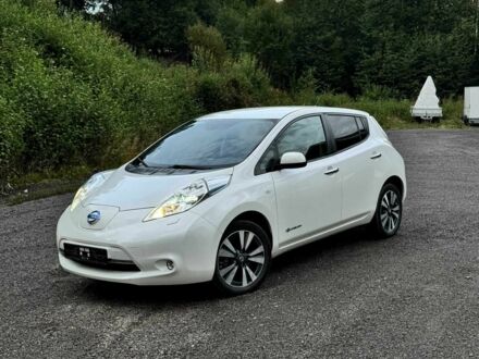 Білий Ніссан Ліф, об'ємом двигуна 0 л та пробігом 112 тис. км за 5100 $, фото 1 на Automoto.ua