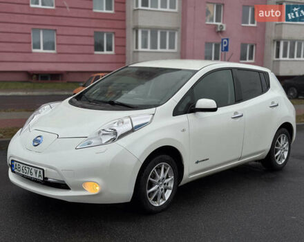 Белый Ниссан Лиф, объемом двигателя 0 л и пробегом 121 тыс. км за 6900 $, фото 1 на Automoto.ua