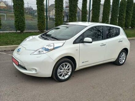 Білий Ніссан Ліф, об'ємом двигуна 0 л та пробігом 41 тис. км за 8659 $, фото 1 на Automoto.ua