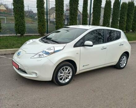 Белый Ниссан Лиф, объемом двигателя 0 л и пробегом 41 тыс. км за 8659 $, фото 1 на Automoto.ua