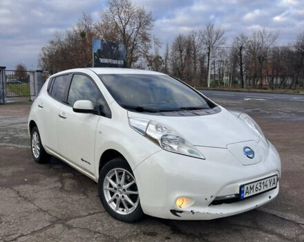 Белый Ниссан Лиф, объемом двигателя 0 л и пробегом 96 тыс. км за 8200 $, фото 1 на Automoto.ua
