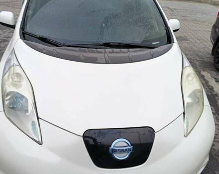 Белый Ниссан Лиф, объемом двигателя 0 л и пробегом 155 тыс. км за 6700 $, фото 1 на Automoto.ua