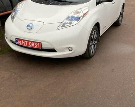 Білий Ніссан Ліф, об'ємом двигуна 0 л та пробігом 97 тис. км за 8300 $, фото 1 на Automoto.ua